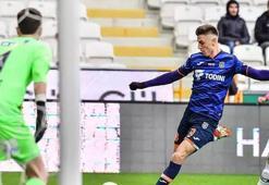 Piatek alev aldı, Başakşehir'den müthiş geri dönüş