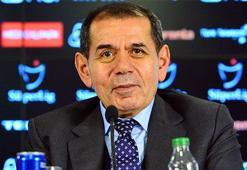 Dursun Özbek'ten transfer açıklaması: Galatasaray için en iyi transferleri yapma peşindeyiz