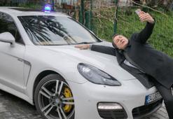 Fenomenlerin el konulan lüks araçları Arka Sokaklar’a geldi! Hüsnü Komiser’in selfisi olay oldu: Öf öf yağ gibi akıyor yağ