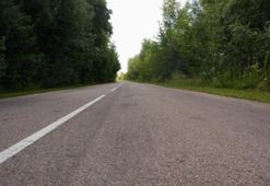 Tali Yol İşareti Nedir, Ne İşe Yarar? Tali Yol Levhasının Anlamı Nedir, Nerelerde Olur?