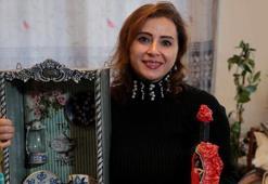 Çöpten topladığı şişe ve tahtaları sanat eserine dönüştürüyor! Özel tasarlıyor