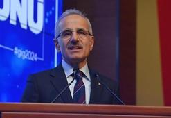 Bakan Uraloğlu: Ülkemizde sosyal medya kullanım süresi yaklaşık 3 saat
