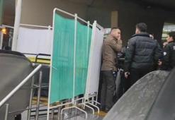 Metrobüs durağındaki yürüyen merdiveni tamir edenişçi merdivenin çalışması sonucu sıkışarak hayatını kaybetti