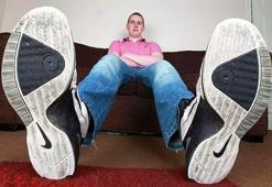 Ayak numarasına göre yaşam süresi: En az yaşayan ayak numarası belirlendi! 41-42-43 numara ayaklar...