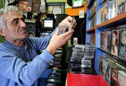 Yıllardır aynı yerde kuşaklar arası bağ kuruyor! 'Ağlaya ağlaya gelenler var'