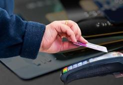 Kredi kartı kullanan milyonlara para iadesi yapılıyor! e-Devlet'ten başvuranlar ödeme alıyor