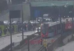 Topkapı'da korkunç kaza! Tramvay altında can pazarı; seferler yapılamıyor
