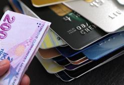 Kredi kartı kullananlara hayati uyarı! Bankalar ücret talep etmeye başladı