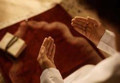 Ettehiyyatü duası okunuşu, anlamı ve fazileti! Tahiyyat duası nedir, Ramazan’da Tahiyyat duası okunur mu? Ettehiyyatü duası fazileti…
