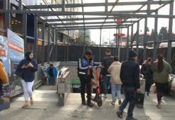 Mecidiyeköy istasyonunda bir kişi metro raylarına atlayarak intihar etti