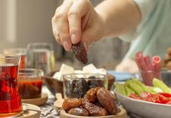 Ramazan bayramı arefesi oruç tutulur mu? Arefe günü akşamı teravih namazı kılınır mı, arefe günü oruç tutmak farz mıdır?