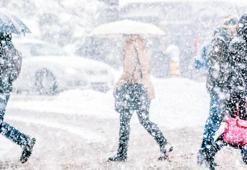 Hafta sonu İstanbul'da hava nasıl oalcak? Meteoroloji'den kar ve sağanak yağış uyarısı