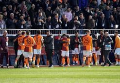 Galatasaray şampiyonluğa sıkı sıkı tutundu