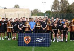 Hull City taraftarlarıyla antrenmanda buluştu