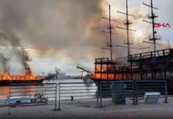 Alanya'da tekneler alev alev yandı, Sahil Güvenlik harekete geçti