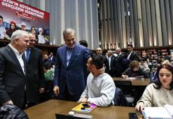 Dışişleri Bakanı Fidan Fatih’te gençlerle bir araya geldi