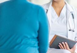 Sinsice ilerliyor, geç belirti veriyor! İşte yumurtalık kanserinin 6 belirtisi