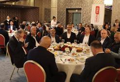 Koruyucu aileler ve çocukları iftarda buluştu! "Ne kadar çok teşekkür etsek azdır"