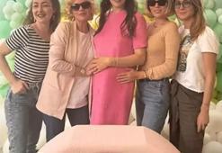 Yıldız Çağrı Atiksoy'dan doğum günü ve baby shower partisi!