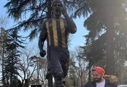 Kadıköy Yoğurtçu Parkı'ndaki Fenerbahçe efsanelerinin heykelleri kaldırıldı! İşte nedeni? 5. heykel geliyor