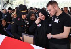 Adanalı Şehit Nebi Çullu'ya gözyaşları içinde veda edildi