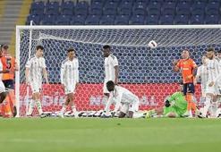 Beşiktaşlı yıldızı resmen gömdü: Bırakın koşmayı, yürüyor, yürüyor eyy Santos