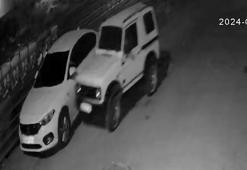 Taksi bulamadıkları için çaldıkları otomobille kaza yaptılar
