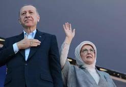 Erdoğan çiftinden bayram mesajı