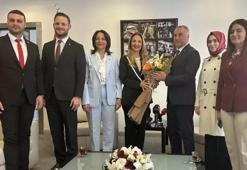 AK Parti'den CHP'ye bayram ziyareti
