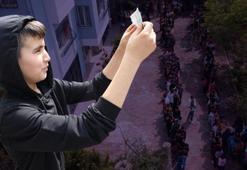 Adana'da 18 yıldır aynı şeyi yapıyor! Yüzlerce çocuk harçlık almak için oraya koştu