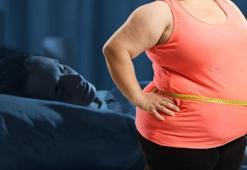 Az uyumak abur cubur yemeği tetikliyor! Diyetisyenden uyarı: Kilo veremiyorsanız, uyku düzeninizi kontrol edin