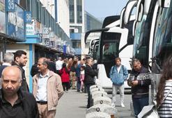 Bayram sonrası dönüş başladı! 15 Temmuz Demokrasi Otogarı'nda yoğunluk