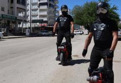 Trafikte gören "robot" sanıyor! Tüm ilde ilgi odağı oldu