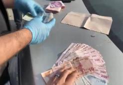 Vergi dairesinde rüşvete suçüstü operasyon yapıldı! O anlar saniye saniye güvenlik kamerasına yakalandı