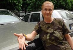 Toz taşınımı Adana'da etkili oldu, araçları toz kapladı! Rahatsız etti