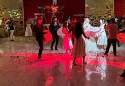 Adana'da evlenecek çiftlere düğün salonu müjdesi! Yüzde 40 indirim yapılacak