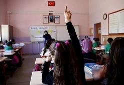 1 Mayıs okullar 3 ders mi? 1 Mayıs İşçi Bayramı'nda okullar yarım gün mü, tatil mi? 1 Mayıs herkese resmi tatil mi?