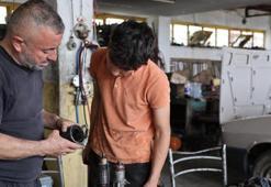 Oto tamir atölyelerinde çalışan emekçiler, işçiliğin geleceği için endişeli! Eleman yok