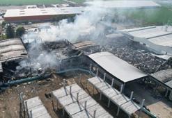 Elektrikli bisiklet fabrikasındaki yangının büyüklüğü gündüz ortaya çıtı! Her şey kül oldu