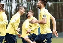 Fenerbahçe'nin Konyaspor maçı kamp kadrosu belli oldu! 4 eksik birden