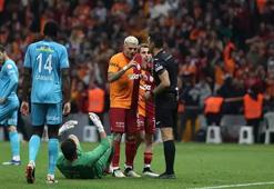 Galatasaray - Sivasspor maçına penaltı beklenen an, iptal edilen gol damga vurdu! Çarpıcı değerlendirme