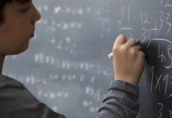 Okullar 10 Mayıs Cuma günü tatil mi, 10 Mayıs öğretmen grevinde okul var mı? Öğretmenler cuma günü iş mi bırakıyor, 10 Mayıs ders işlenecek mi, dersler boş mu?