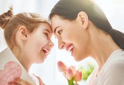 Yeni anne olacak eşlere anneler günü mesajları 2024! Anne adaylarına duygusal anneler günü sözleri