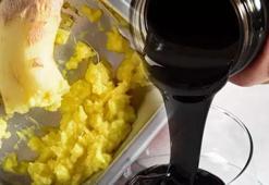 Babaanne şifası: Pekmezle birlikte kaşık kaşık yeniyor! İltihabı gün gün söküyor