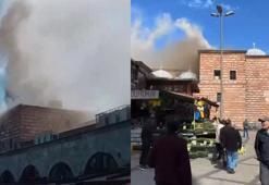 Tarihi Mısır Çarşısı'nda yangın çıktı!