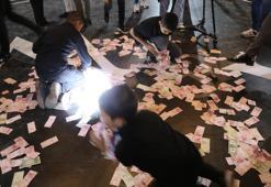 Aşiret düğününde geline 6 kilo altın takıldı, paralar valizle taşındı