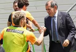 Galatasaray'da neşeli antrenman! Başkan Dursun Özbek'ten ziyaret