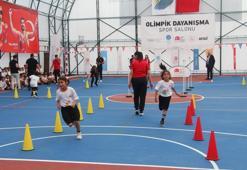 Depremzede öğrencilere ücretsiz spor okulu