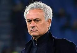 Fenerbahçe Jose Mourinho'yu KAP'a bildirdi!