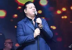 Kubat kendini yere göğe sığdıramadı: Balmumu heykeli gibiyim hiç değişmiyorum